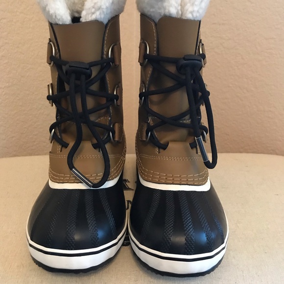 Sorel Other - Sorel “Yoot Pac” Kids Waterproof Snow Boot!